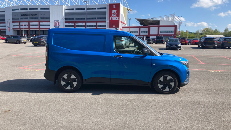 Ford Transit Courier E-Transit Courier 100kW 43kWh Trend Van Auto
